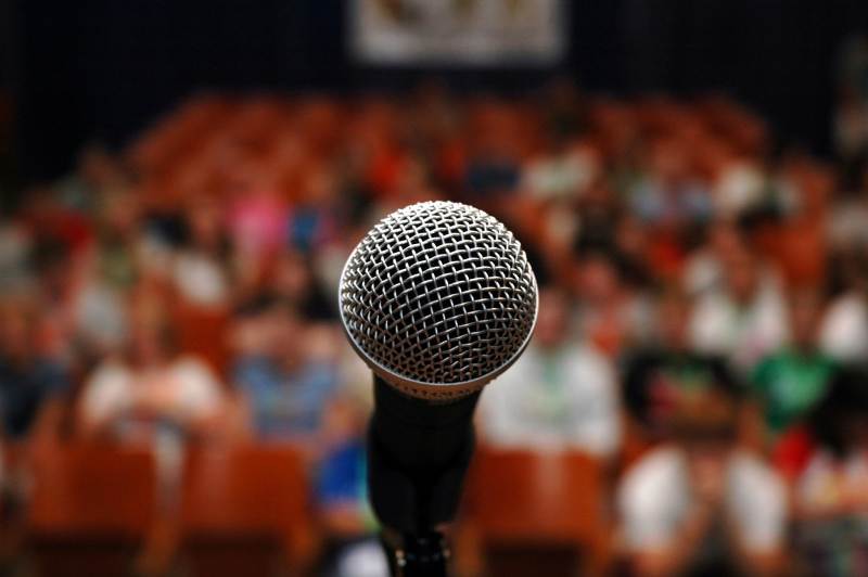 Five Tips to Improve your Presentation Skills